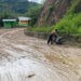 Foto: Kondisi Jalan Trans Sulawesi yang dipenuhi lumpur akibat hujan deras yang melanda di Desa Olele, Kecamatan Kabila Bone, Kabupaten Bonebolango (Senin/5/12/2026) (Foto: Istimewa)
