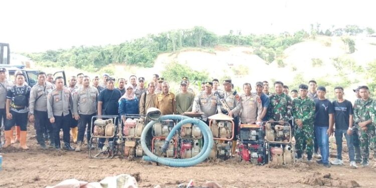 Belasan Alkon diamankan pihak Gabungan Pohuwato penertiban PETI, Senin (05/01/2026) (Istimewa)