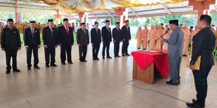 Bupati Boalemo, Rum Pagau, lantik 9 pejabat pratama, berlangsung di Pondok Kantor Bupati Boalemo, Senin (26/01/2026) (Prokopim Boalemo)