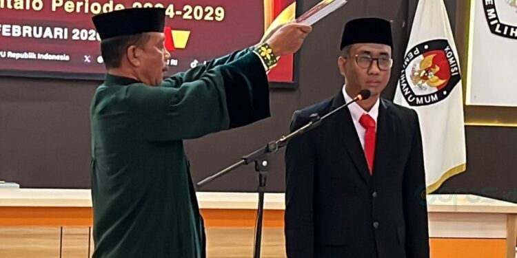 Andi Arifuddin Dilantik Jadi Komisioner KPU Kota Gorontalo
