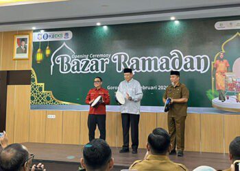 Gubernur Gorontalo Gusnar Ismail Membuka Bazar Ramadan yang digelar oleh Bank Indonesia, pada Senin 23 Februari 2026