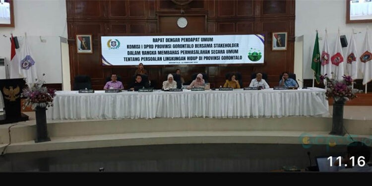 Rapat Dengar Pendapat Umum (RDPU) Komisi I Deprov Gorontalo terkait permasalahan mendasar mengenai lingkungan hidup, Kamis (12/2/2026).