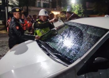 Dishub Jember oprasi gabungan Parkir sembarangan di jember mobil digembok dan didenda