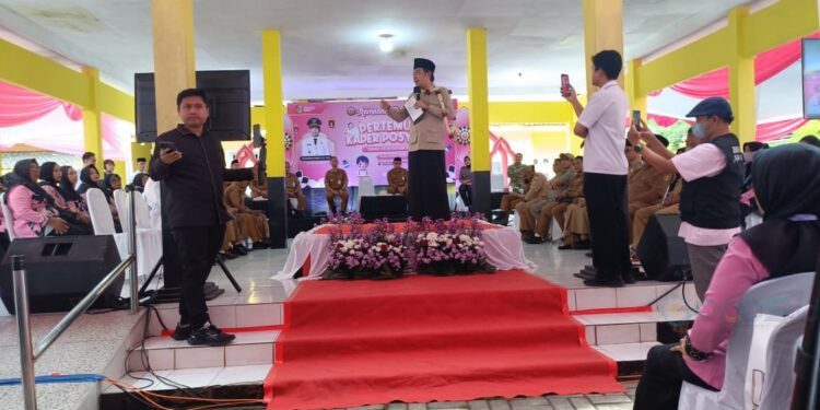 Bupati Jember Muhammad fawait saat menyampa ratusan kader posyandu Senin (9/3/2026).