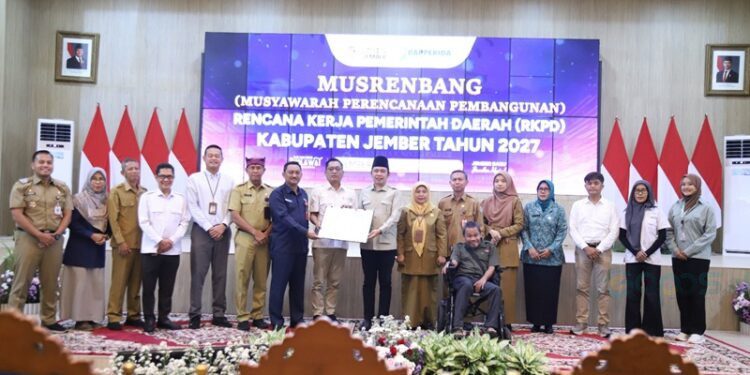Musrenbang RKPD 2027 Jember yang digelar di Pendapa Wahyawibagraha, Senin (9/3/2026)
