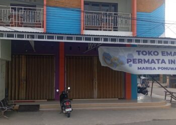 Salah satu toko emas di Pohuwato tutup, Senin (02/03/2026) (Yusuf/Gopos)