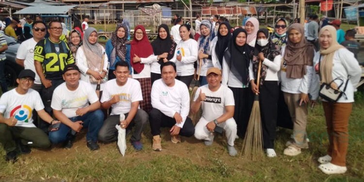 Rumah Sakit Umum Daerah (RSUD) dr. Zainal Umar Sidiki turut ambil bagian dalam kegiatan Gerakan Mopoberesi Kambungu . (foto.istimewa)