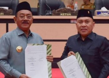 Penyerahan LKPJ Tahun 2025 oleh Bupati Boalemo kepada DPRD, (Prokopim Boalemo)