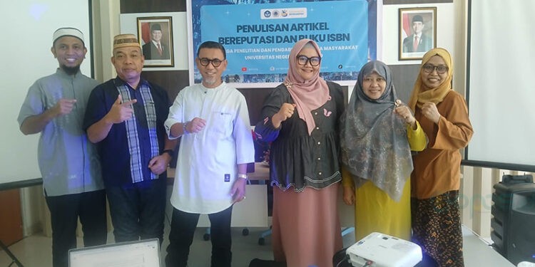 Enam dosen Fakultas Sastra dan Budaya Universitas Negeri Gorontalo antusias mengikuti Diklat Penulisan Artikel Bereputasi dan Buku ISBN sebagai langkah meningkatkan kualitas publikasi ilmiah, pada 23-24/04/2026.