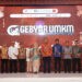 Gubernur Gorontalo, Gusnar Ismail, dan Wakil Gubernur Gorontalo, Idah Syahidah Rusli Habibie, dan Kepala Perwakilan BI Provinsi Gorontalo, Bambang Setya Permana, bersama kepala dan wakil kepala daerah kabupaten/kota se-Provinsi Gorontalo membunyikan polopalo menandai pembukaan Gebyar UMKM 2026, Jumat (24/4/2026).(Dok. BI Gorontalo)