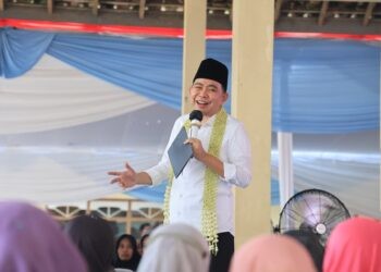 Bupati Jember Muhammad fawait saat menyampaikan pesan di Bunga Desaku
