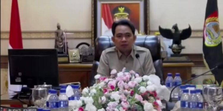 Bupati Jember Muhammad fawait meting Zoom dengan Pertamina bahas LPG 3 Kg