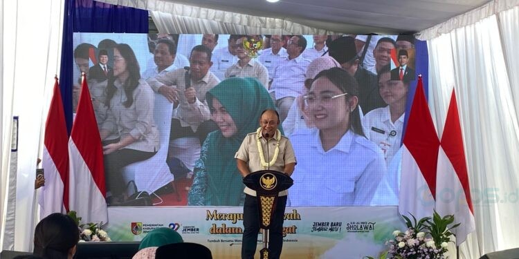 Kepala BGN saat menyampaikan Pesan di hadapan warga Jember