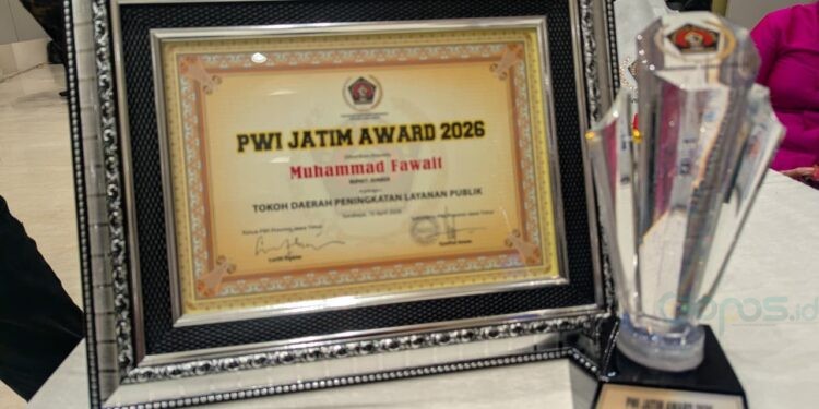 Penghargaan PWI AWARD 2026 untuk Bupati Jember Muhammad Fawait