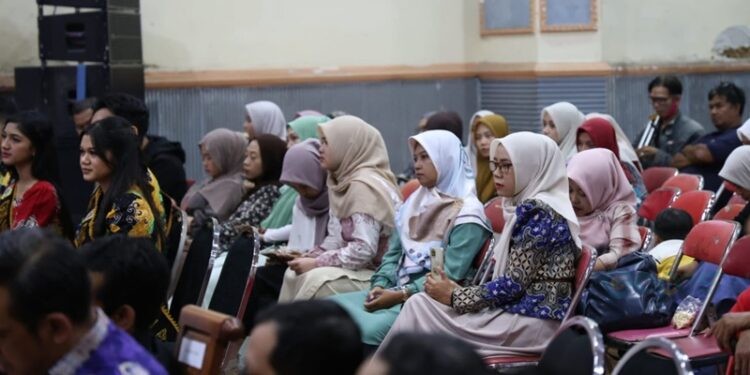 Warga Jember dek bawah kepemimpinannya Gus fawait (Foto : Diskominfo)