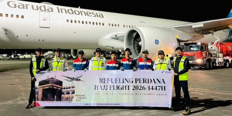 Pengisian avtur perdana pada Rabu dini hari (22/4/2026), sebagai awal fase keberangkatan jamaah.