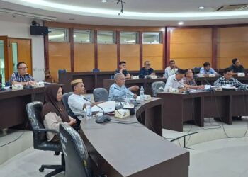 DPRD menggelar Rapat Dengar Pendapat (RDP) di Ruang Doluhupa, Selasa (7/4/2025). (foto.istimewa)