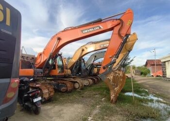 Penangkapan Alat Berat Excavator saat di amankan di Polres Pohuwato, (Yusuf/Gopos)