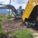 Mobil dan Excavator saat melakukan penimbunan kubangan tambang di kecamatan dengilo, Sabtu (23/05/2026) (Istimewa)
