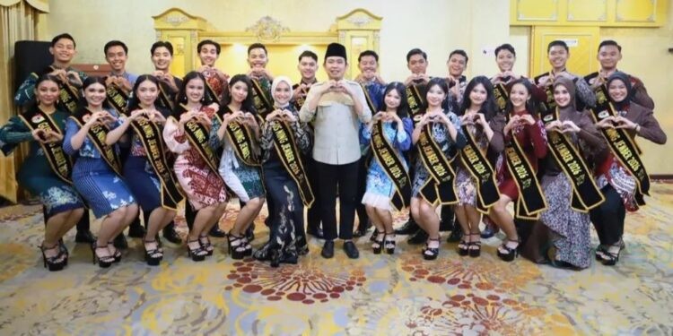 Bupati Jember Muhammad fawait berama Gus dan Ning