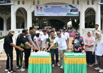 Wakil Bupati Boalemo, Lahmuddin Hambali, launching Sistem Penerimaan Murid Baru (SPMB) Tahun Ajaran 2026/2027 di Alun-alun Tilamuta, Selasa (19/5/2026) (Prokopim Boalemo)