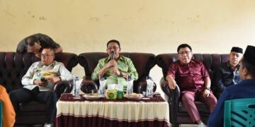 Bupati Boalemo, Rum Pagau, didampingi Wakil Bupati bersama ketua DPRD membahas sekolah rakyat, Kamis (21/05/2026) (Prokopim Boalemo)