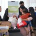 Pertamina Patra Niaga Regional Sulawesi menyalurkan 1.000 paket sembako murah di Integrated Terminal Makassar.