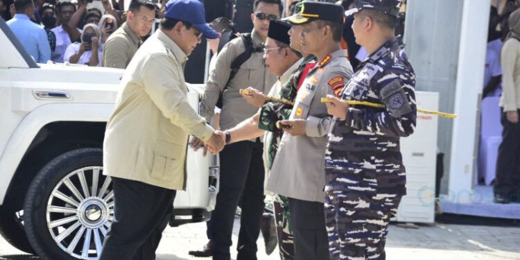 Presiden Prabowo Subianto saat meresmikan Kampung Nelayan Merah Putih (KNMP) Leato, Gorontalo.