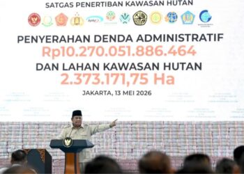 Presiden Prabowo Subianto dalam Penyerahan Denda Administratif dan Lahan Kawasan Hutan di Kejaksaan Agung, Jakarta, Rabu (13/5/2026). (ANTARA/HO-BPMI Sekretariat Presiden)