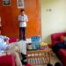Kepala Bulog Gorontalo, La Ode Sulaiman dan Anggota Komite II DPD RI, Rahmijati Jahja terlibat diskusi tentang aspek penting dalam pengelolaan pangan, yang didistribusikan ke masyarakat. (foto.isno/gopos)