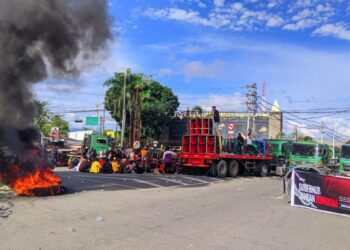 Suasana demonstrasi di simpang lima Gorontalo. (Foto: Abin/Gopos)