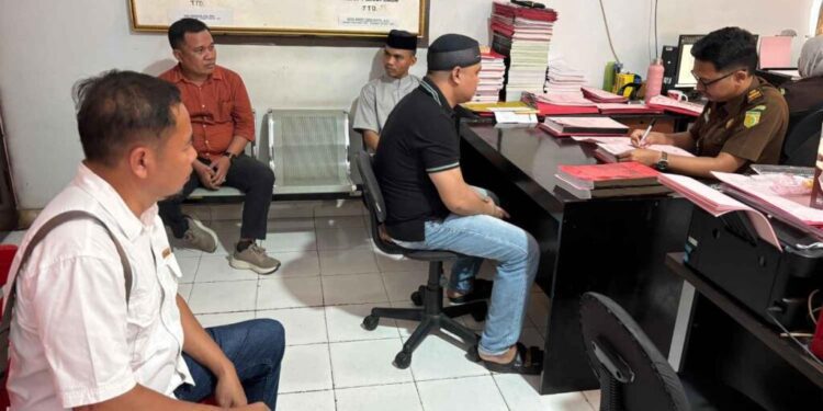 Penyerahan para tersangka Polres Pohuwato kepada kejaksaan, Rabu (03/06/2026) (Istimewa)