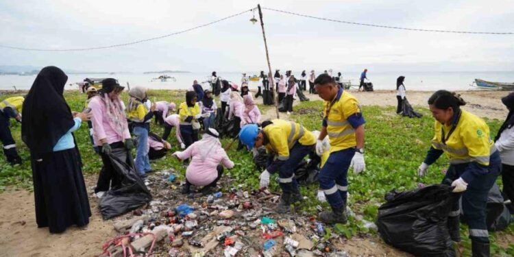 PGM dan DLH Pohuwato Lestarikan Pesisir Kampung Nelayan, (Istimewa)