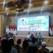 Bupati Jember Muhammad fawait saat menyampaikan pesan pada para guru ngaji dan perantren di pendopo Wahyawibawagraha