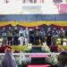 Kepala Dinas Pemuda, Olahraga, Budaya, dan Pariwisata (Disporabudpar) Boby Arisandi saat memberikan sertifikat pada pemenang lomba
