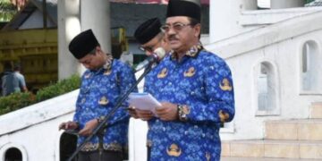 Bupati Boalemo, Rum Pagau, memimpin apel Korpri, Rabu (17/06/2026) (Prokopim Boalemo)