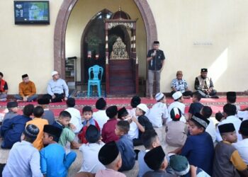 Wakil Bupati Boalemo, Lahmuddin Hambali, memberikan sambutan program LAZISMU. (Prokopim Boalemo)
