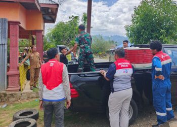Pertamina Patra Niaga Integrated Terminal Gorontalo menyalurkan bantuan berupa 400 liter BBM Biosolar atau setara dengan dua drum untuk mendukung proses penanganan dan evakuasi di wilayah Gorontalo Utara