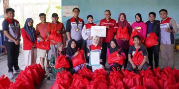 PT Pertamina Patra Niaga Regional Sulawesi memanfaatkan momen Hari Raya Iduladha 1447 untuk berbagi kebahagiaan dengan masyarakat di sekitar wilayah operasional.