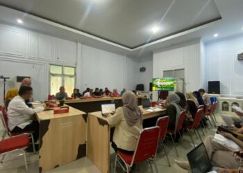 Bappeda Litbang Bone Bolango saat melakukan pemetaan komoditas dan baseline kondisi hulu di kabupaten bone bolango yang dilaksanakan di Aula Bappeda Litbang, Kamis (4/6/2026). (Foto Istimewa)
