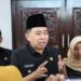 Bupati Jember Muhammad fawait usai mengikuti rapat paripurna DPRD Jember