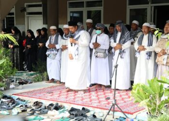 Pelayanan pemkab Kepulangan jamaah haji kabupaten Jember sebelum sampai rumah masing-masing