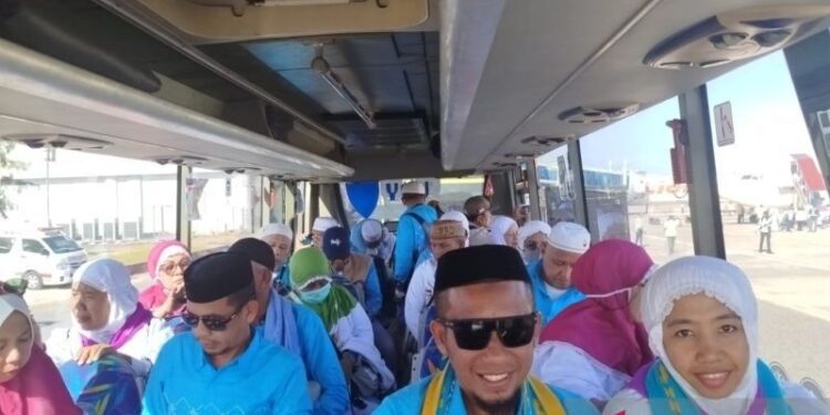 Jamaah haji asal Provinsi Gorontalo yang tergabung dalam Kloter 30 Ujung Pandang (UPG) tiba di Bandara Djalaluddin Gorontalo, di Isimu, Kabupaten Gorontalo, pada Selasa (23/6/2026). ANTARA/Dokumentasi Pribadi