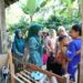 Neng Ghyta Eka Puspita saat belusukan ke rumah warga di Desa Cumadak