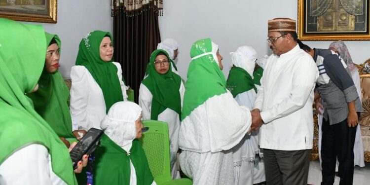 Penyambutan 30 jemaah haji di rumah dinas Bupati Boalemo, Jum'at (26/06/2026) (Prokopim Boalemo)
