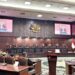Ilustrasi - Hakim Mahkamah Konstitusi menggelar sidang pengucapan putusan pengujian materiil undang-undang terhadap 20 permohonan salah satunya menyoal kuota internet hangus di ruang sidang utama Gedung I MK, Jakarta, Kamis (23/7/2026). ANTARA/Laily Rahmawaty/am.