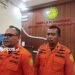 Kepala Kantor SAR Gorontalo, Heriyanto (kiri) saat diwawancarai.