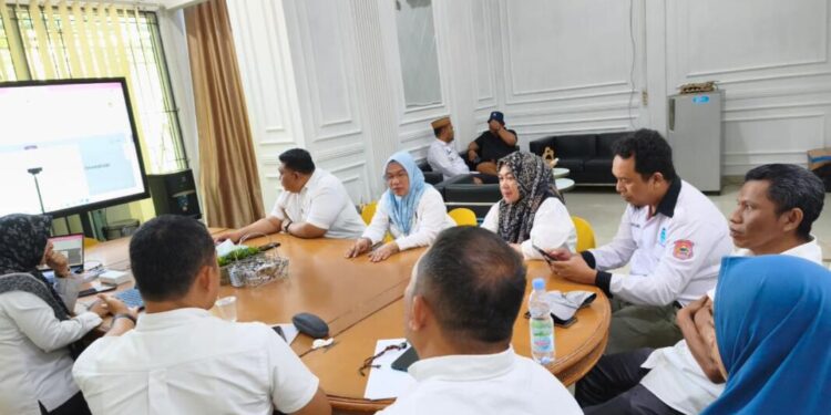Kepala Bappeda Bone Bolango, Sri Mulyani Lalijo pada Initial Meeting Fasilitasi Replikasi Sumedang Command Centre (CC) secara virtual melalui Zoom Meeting, Rabu (8/7/2026). (Foto Istimewa)