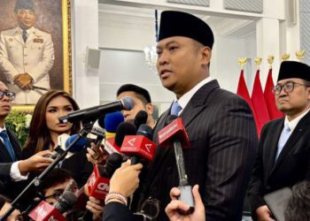 Kepala Badan Gizi Nasional (BGN) Sudaryono memberikan keterangan pers setelah upacara pelantikan di Istana Negara, Jakarta, Rabu (22/7/2026). ANTARA/Genta Tenri Mawangi.