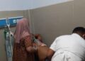 Korban saat mendapat perawatan medis di RS Bumi Panua Pohuwato, (Istimewa)